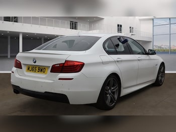 Used BMW 5 Series 2015 for sale - 76048373: Photo