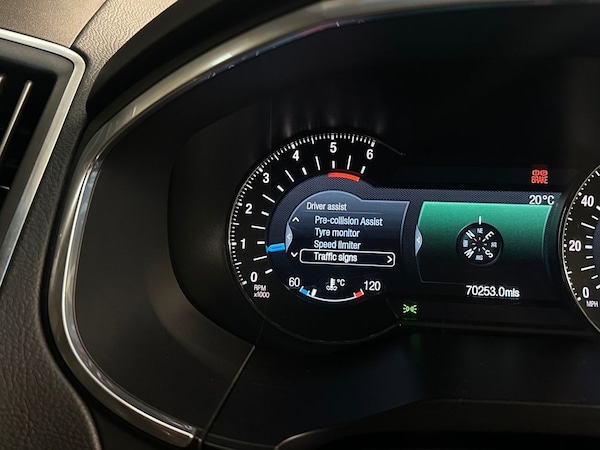 Used Ford Edge 2016 for sale - 75502863: Photo 28