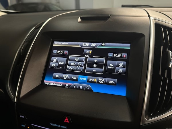 Used Ford Edge 2016 for sale - 75502863: Photo 46