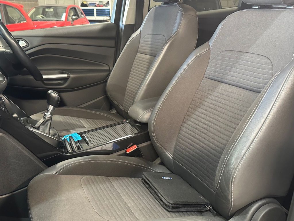 Used Ford Kuga 2017 for sale - 75752845: Photo 15