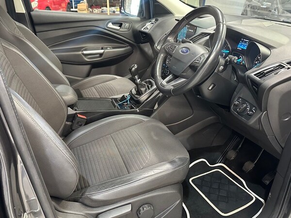 Used Ford Kuga 2017 for sale - 75752845: Photo 6