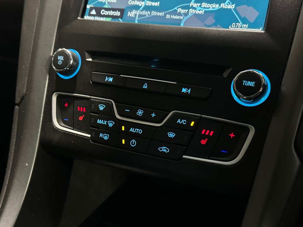 Used Ford Mondeo 2018 for sale - 76655176: Photo 18