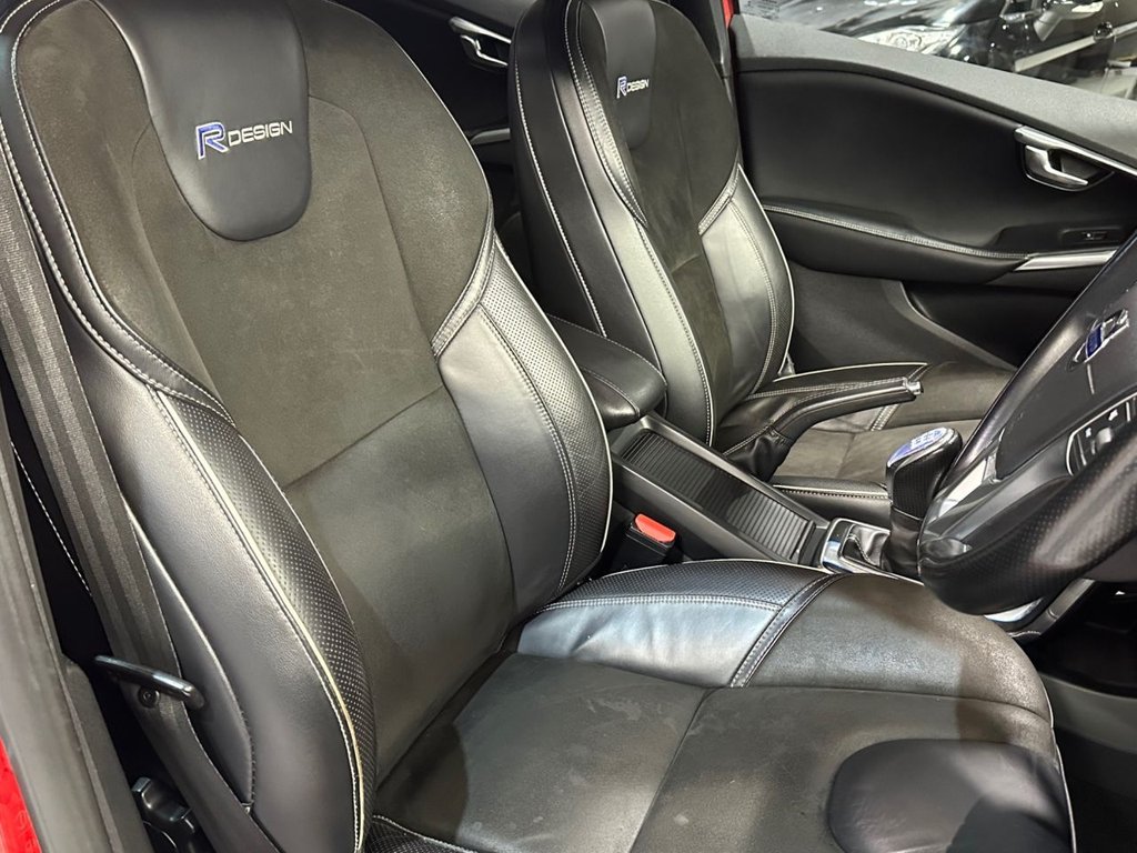 Used Volvo V40 2014 for sale - 77227453: Photo 23