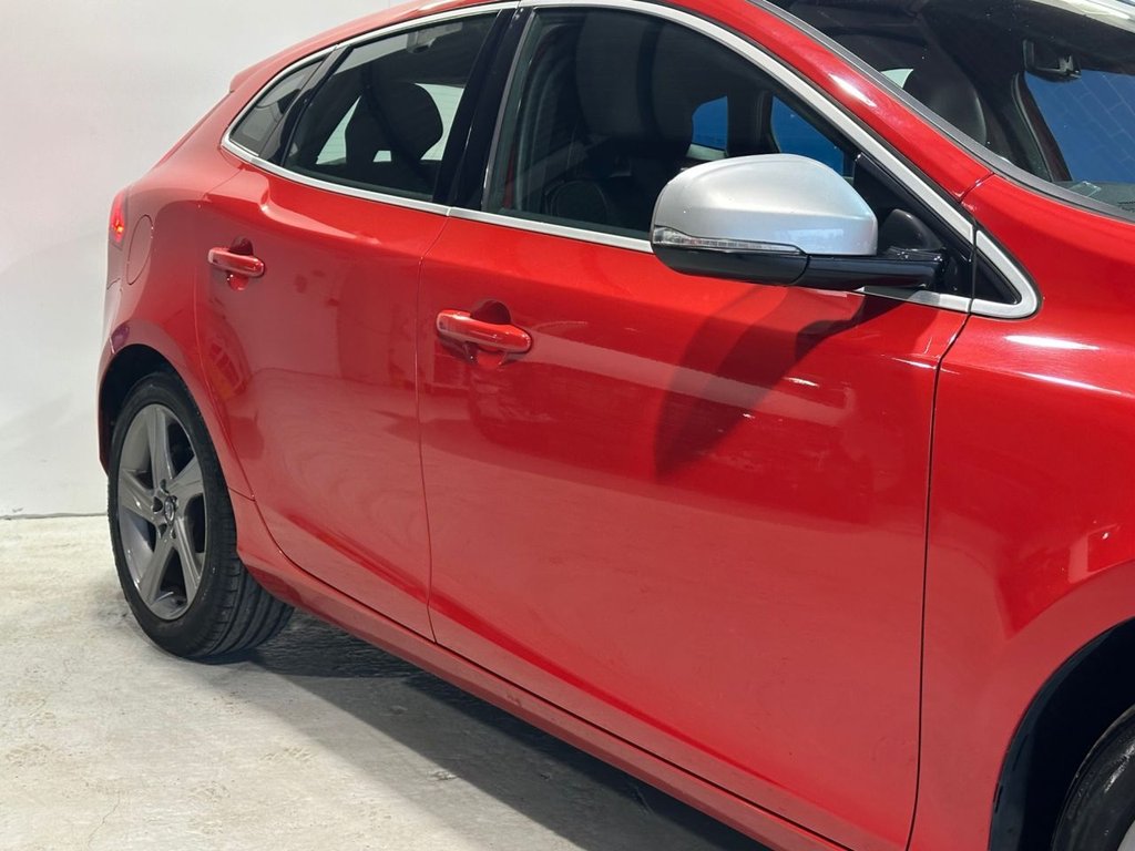 Used Volvo V40 2014 for sale - 77227453: Photo 3