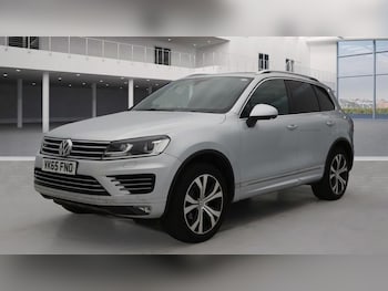 Used Volkswagen Touareg 2015 for sale - 76323402: Photo