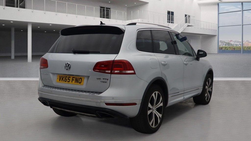 Used Volkswagen Touareg 2015 for sale - 76323402: Photo 4