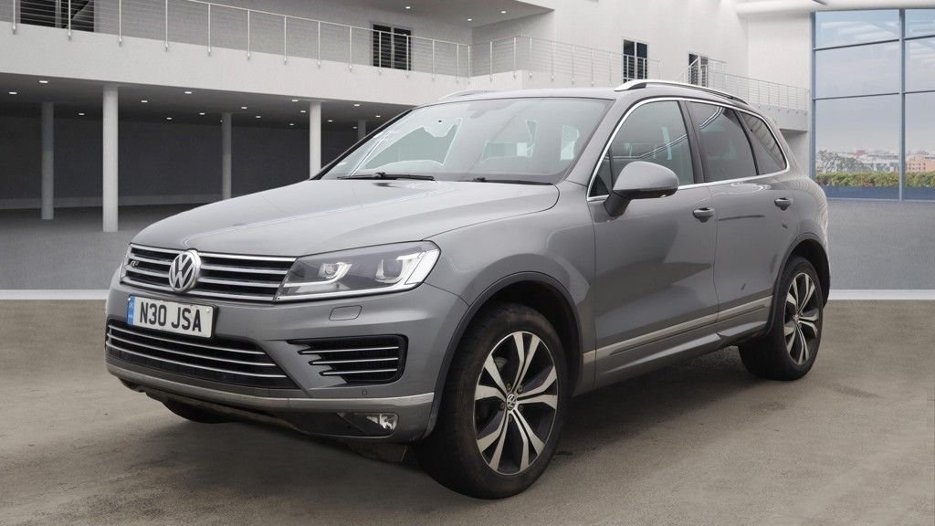 Used Volkswagen Touareg 2017 for sale - 76923891: Photo 4