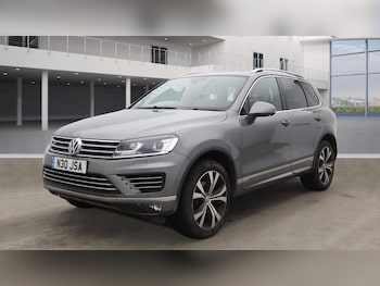 Used Volkswagen Touareg 2017 for sale - 76923891: Photo