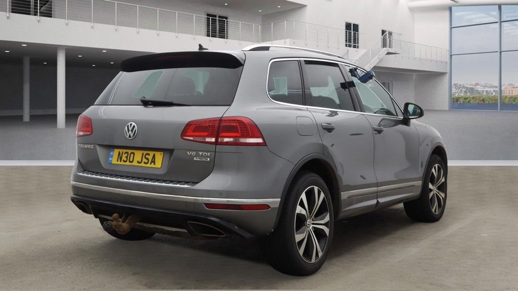 Used Volkswagen Touareg 2017 for sale - 76923891: Photo 5