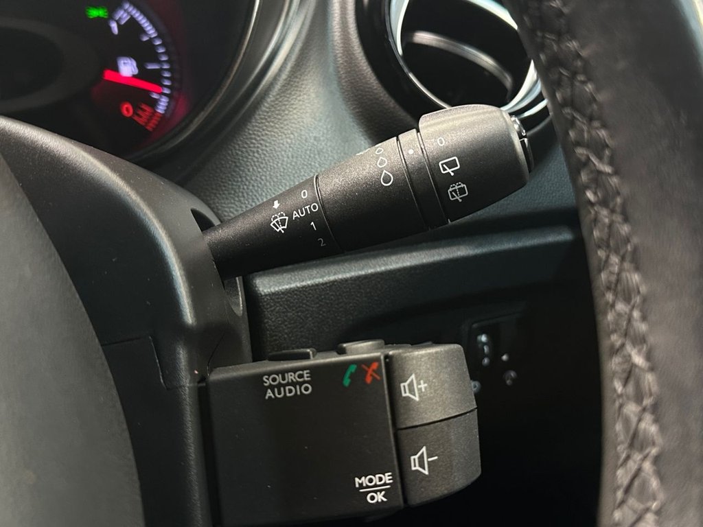 Used Renault Captur 2018 for sale - 76048193: Photo 28