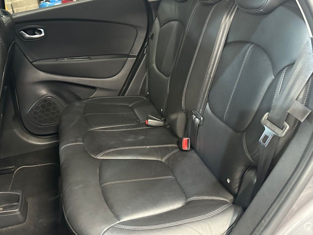 Used Renault Captur 2018 for sale - 76048193: Photo 32