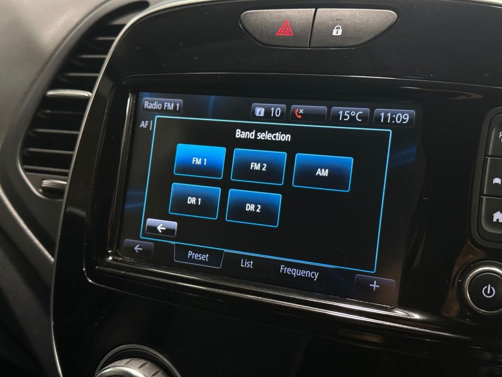 Used Renault Captur 2018 for sale - 76048193: Photo 40