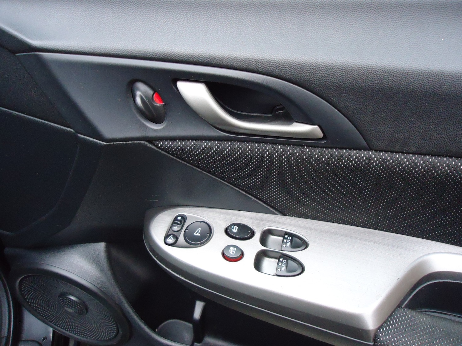 Used Honda Civic 2009 for sale - 76510821: Photo 14