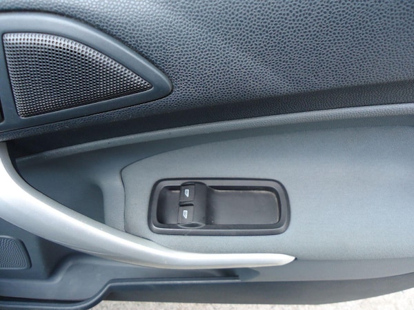 Used Ford Fiesta 2010 for sale - 75667848: Photo 16