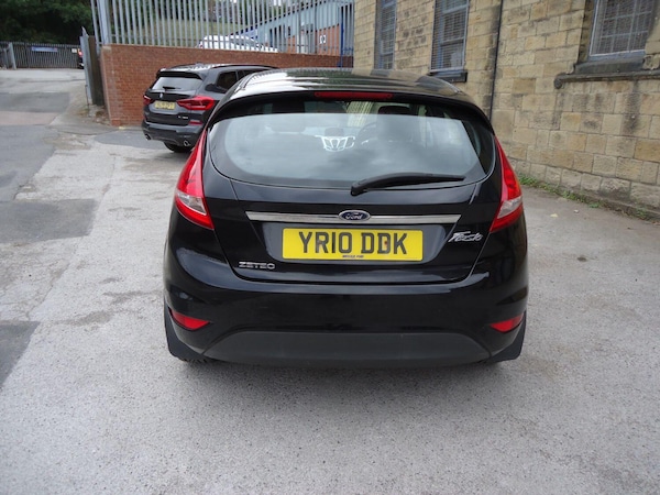 Used Ford Fiesta 2010 for sale - 75667848: Photo 9