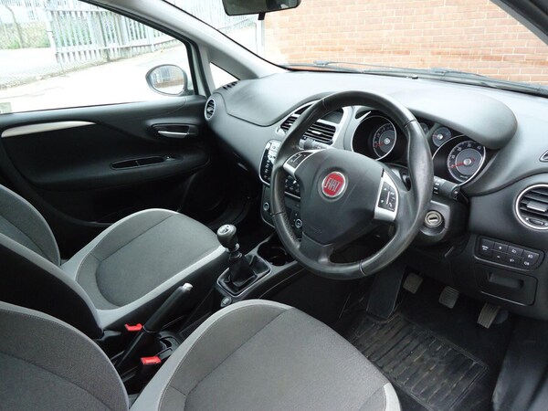 Used Fiat Punto 2012 for sale - 75667957: Photo 16
