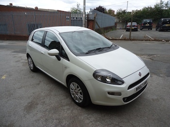 Used Fiat Punto 2012 for sale - 75667957: Photo