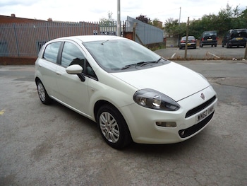 Used Fiat Punto 2012 for sale - 75667957: Photo