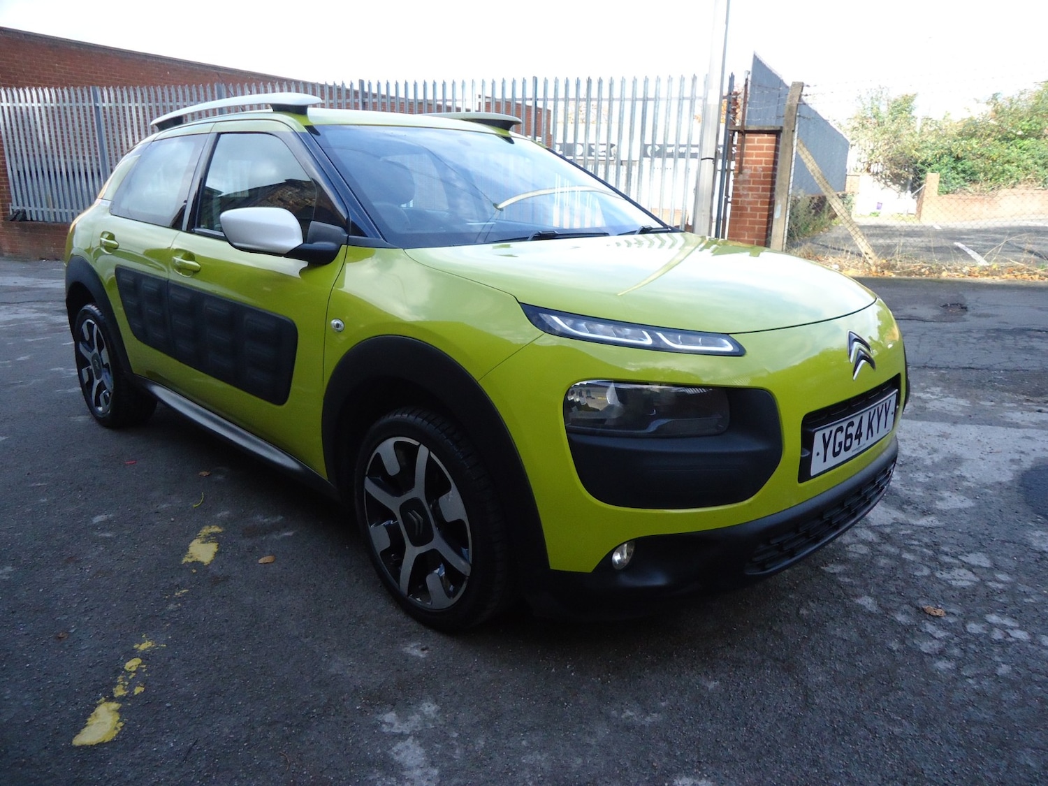 Used Citroen C4 Cactus 2014 for sale - 76397002: Photo 3
