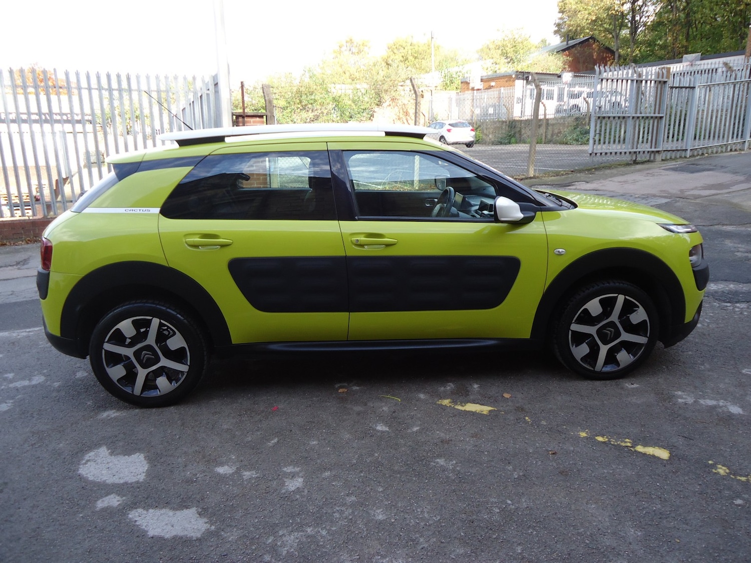 Used Citroen C4 Cactus 2014 for sale - 76397002: Photo 4
