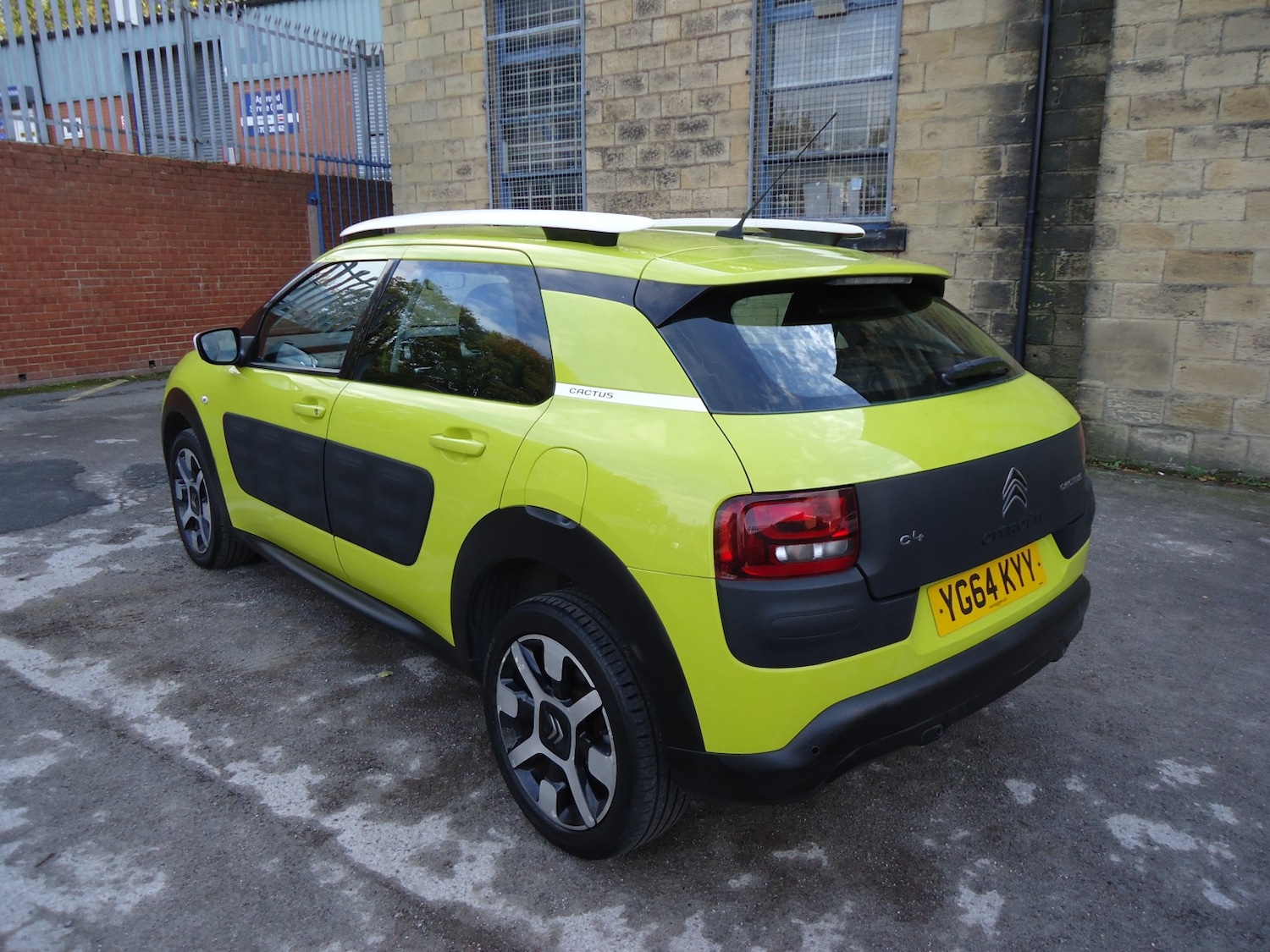 Used Citroen C4 Cactus 2014 for sale - 76397002: Photo 7