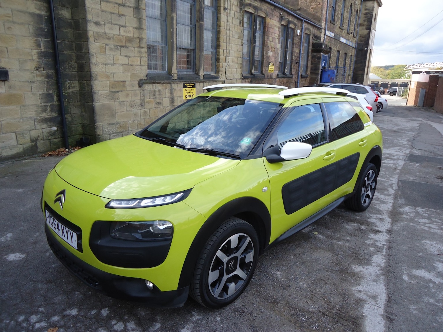 Used Citroen C4 Cactus 2014 for sale - 76397002: Photo 9