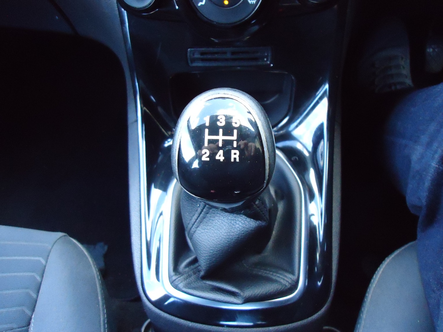 Used Ford Fiesta 2015 for sale - 76397014: Photo 17