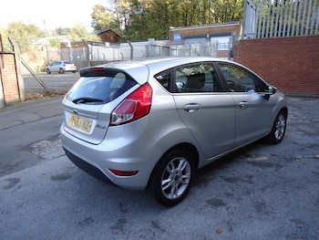 Used Ford Fiesta 2015 for sale - 76397014: Photo
