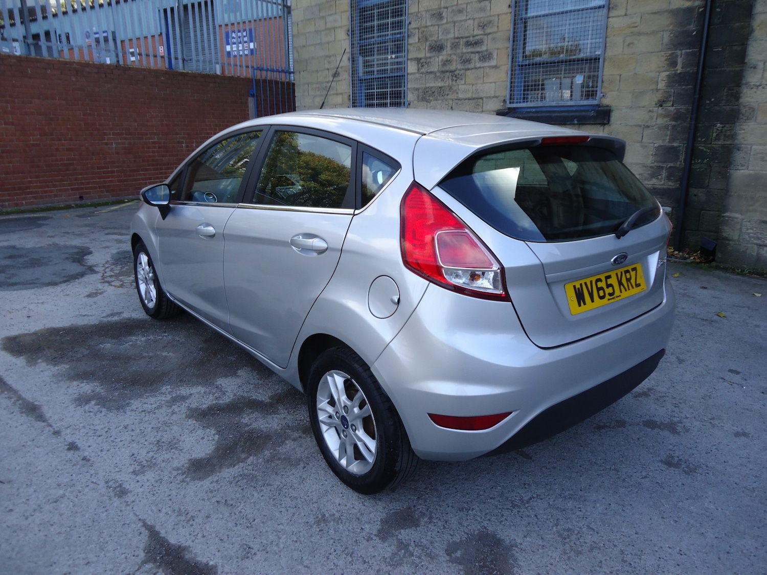 Used Ford Fiesta 2015 for sale - 76397014: Photo 6