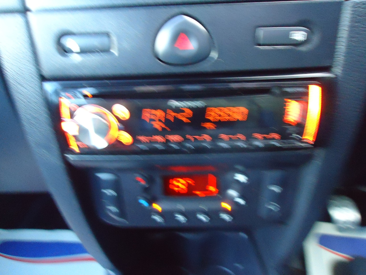 Used Renault Clio 2004 for sale - 76571096: Photo 19