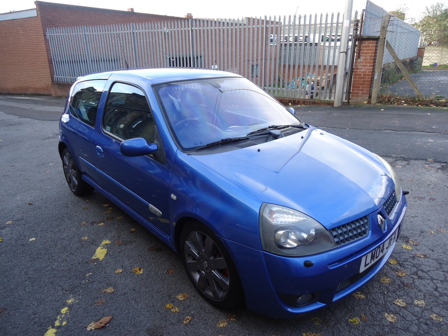 Used Renault Clio 2004 for sale - 76571096: Photo 2