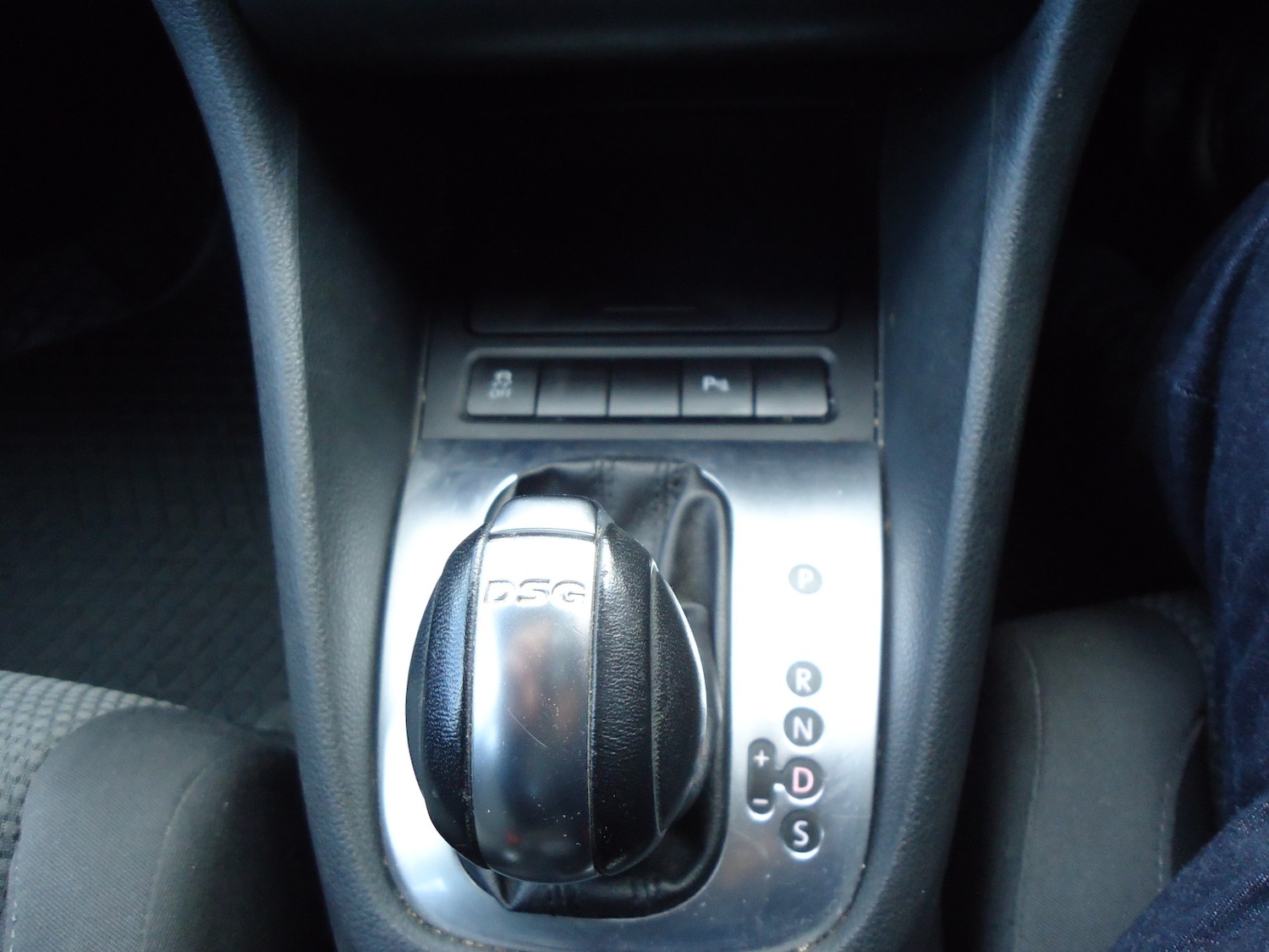 Used Volkswagen Golf 2012 for sale - 76397011: Photo 18