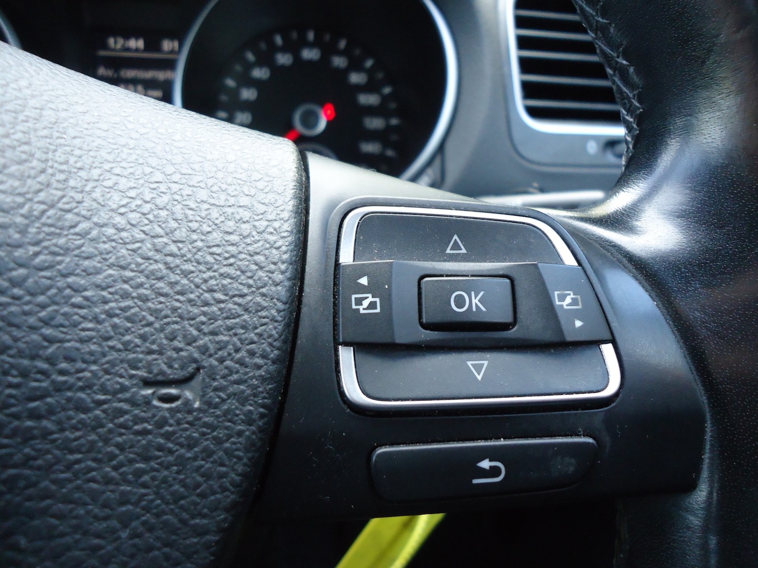 Used Volkswagen Golf 2012 for sale - 76397011: Photo 23