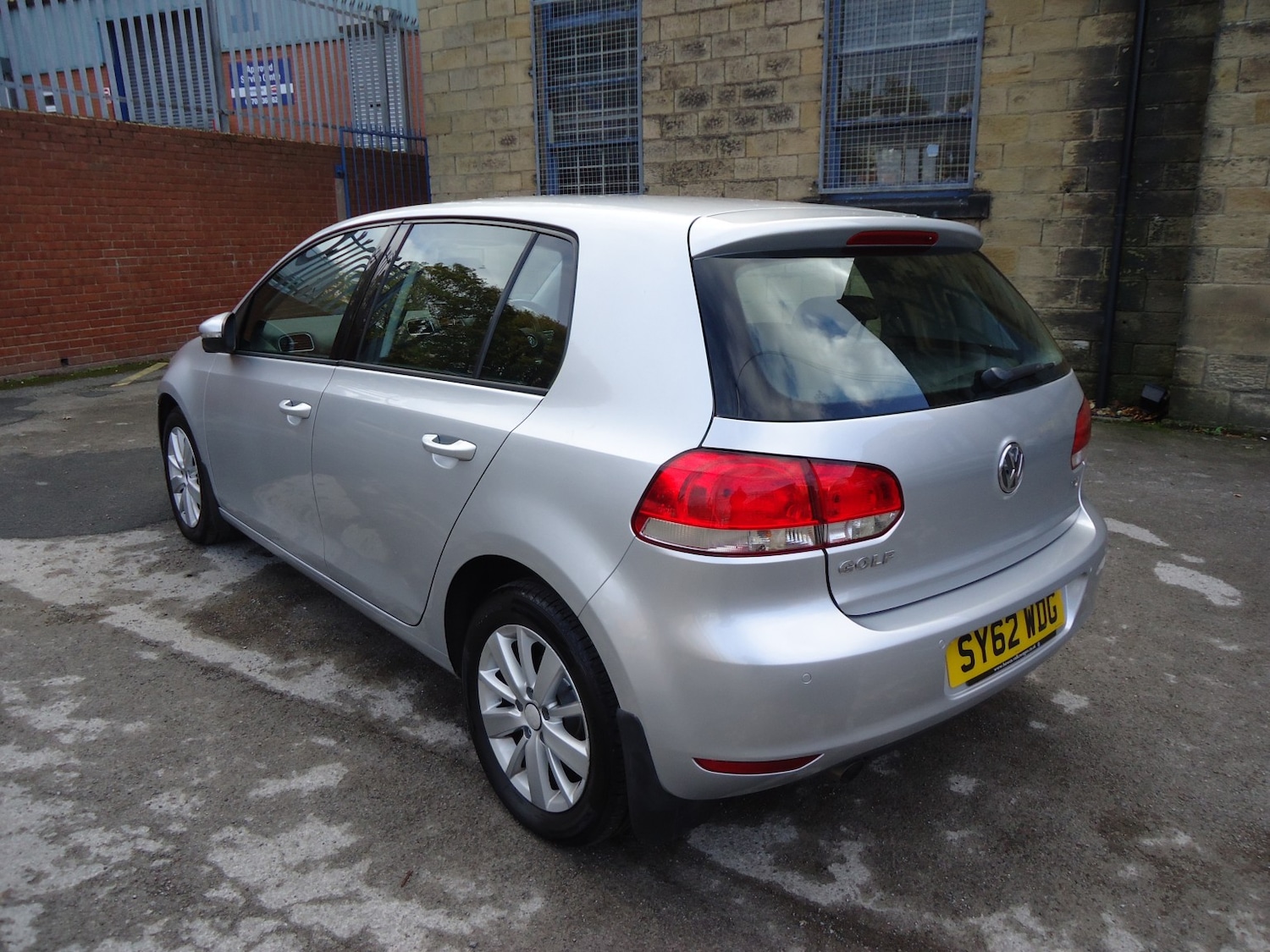 Used Volkswagen Golf 2012 for sale - 76397011: Photo 6