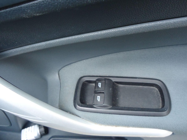 Used Ford Fiesta 2011 for sale - 75667948: Photo 16