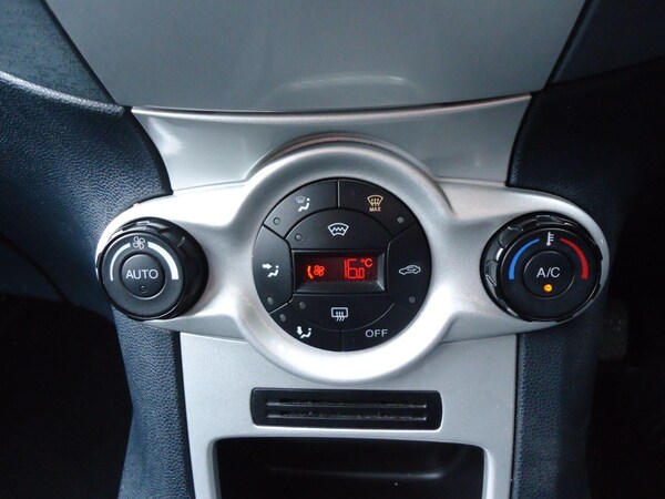 Used Ford Fiesta 2011 for sale - 75667948: Photo 19
