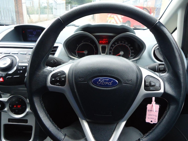 Used Ford Fiesta 2011 for sale - 75667948: Photo 24