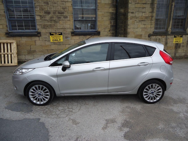 Used Ford Fiesta 2011 for sale - 75667948: Photo 5