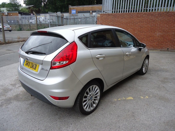 Used Ford Fiesta 2011 for sale - 75667948: Photo 8