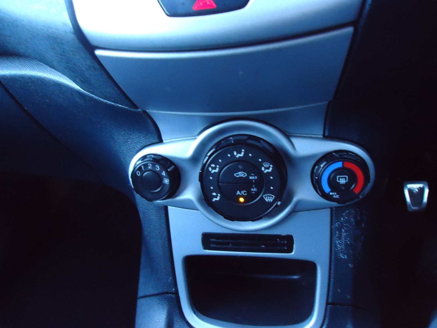 Used Ford Fiesta 2012 for sale - 77118549: Photo 15