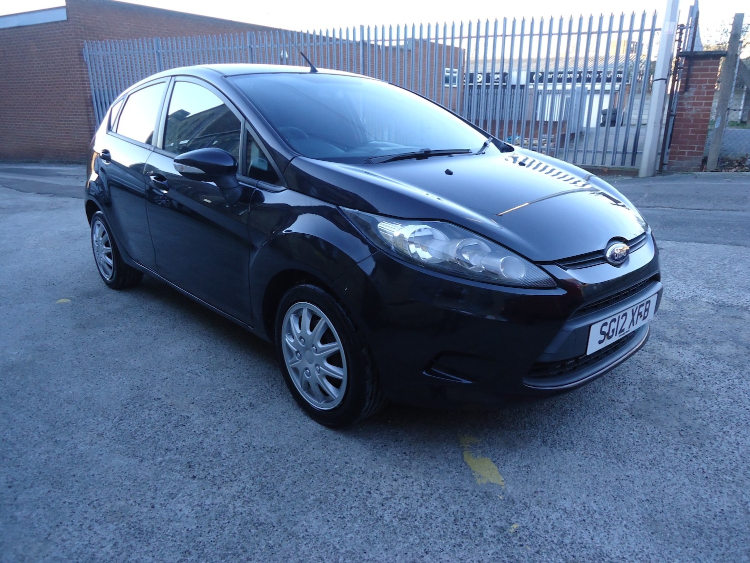 Used Ford Fiesta 2012 for sale - 77118549: Photo 2