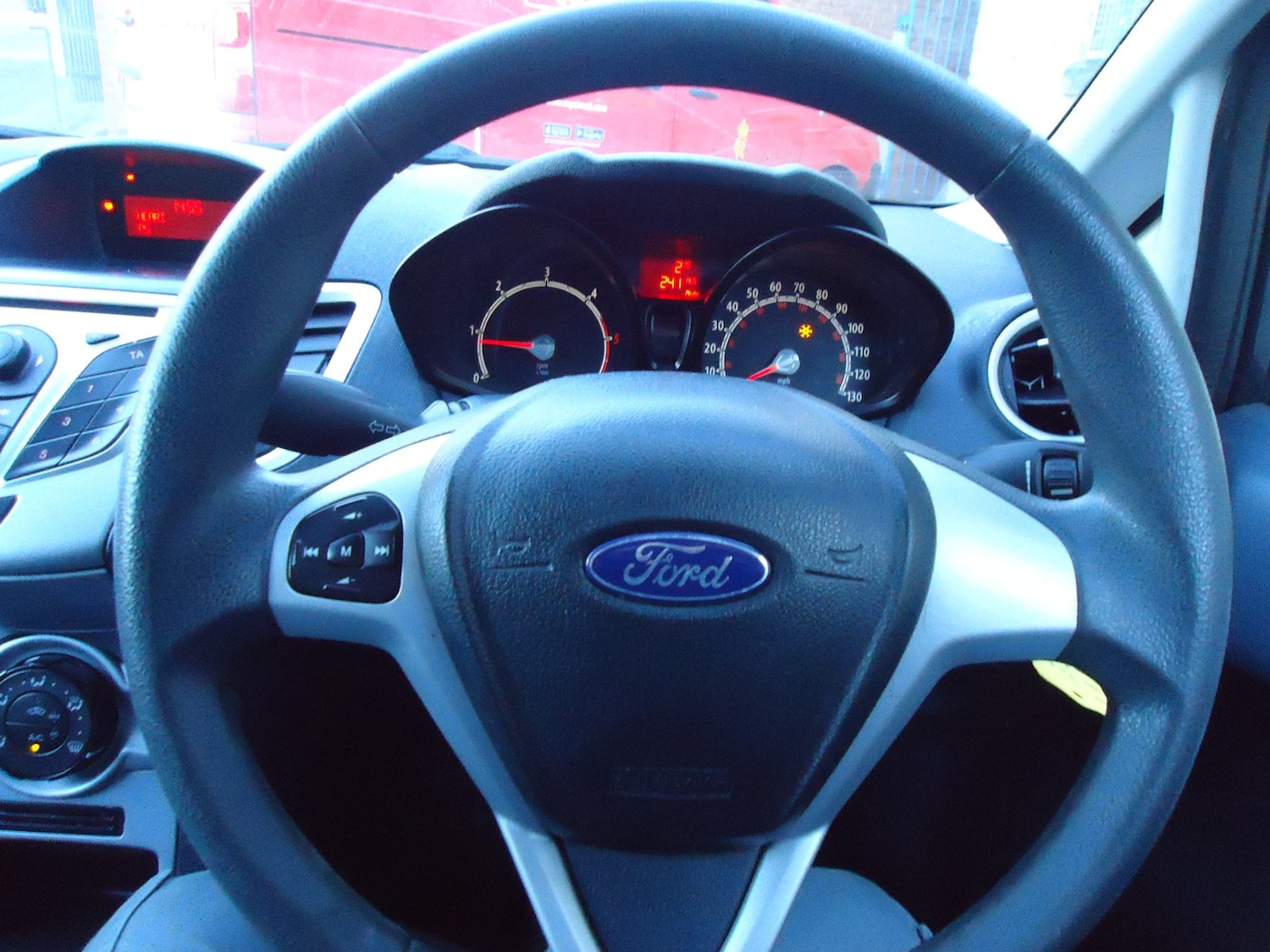 Used Ford Fiesta 2012 for sale - 77118549: Photo 21