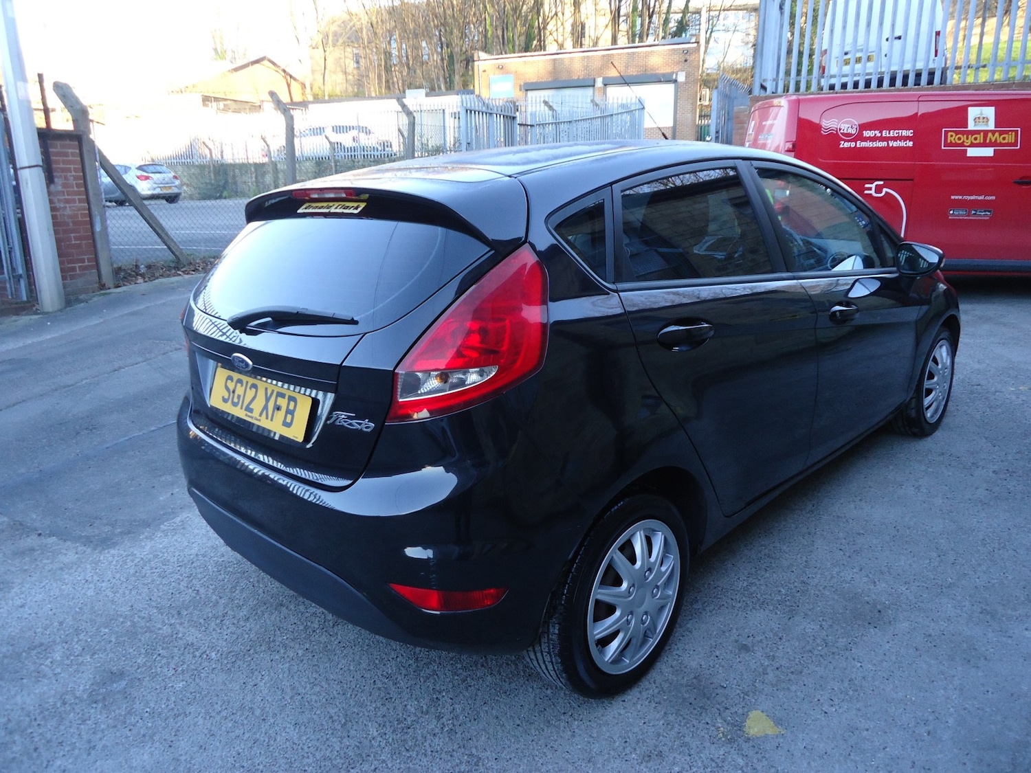 Used Ford Fiesta 2012 for sale - 77118549: Photo 4