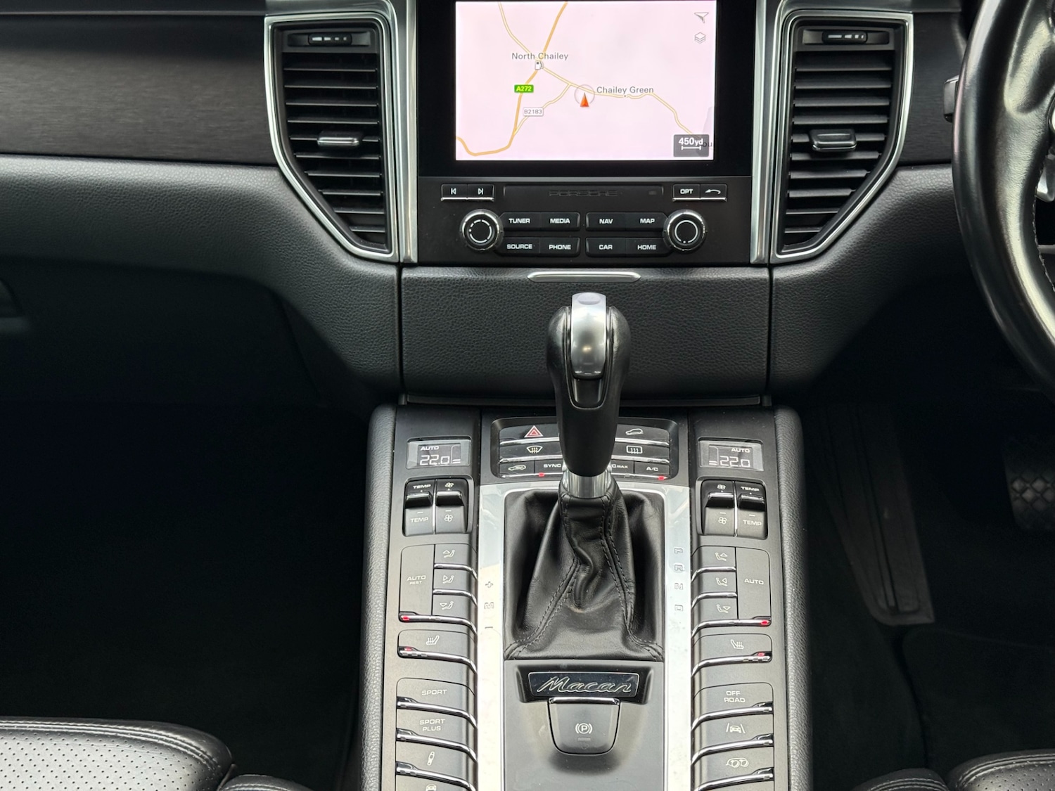 Used Porsche Macan 2016 for sale - 76694378: Photo 12