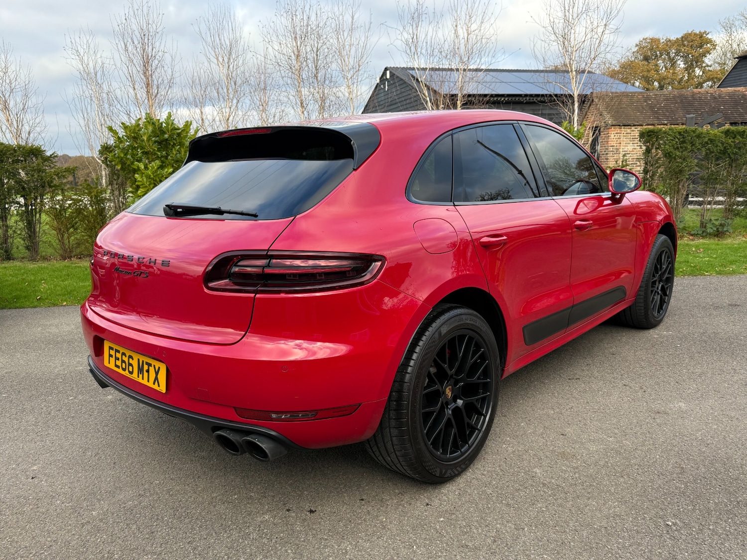 Used Porsche Macan 2016 for sale - 76694378: Photo 3