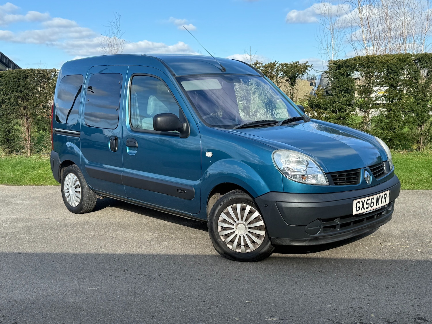 Used Renault Kangoo 2007 for sale - 77555680: Photo 2