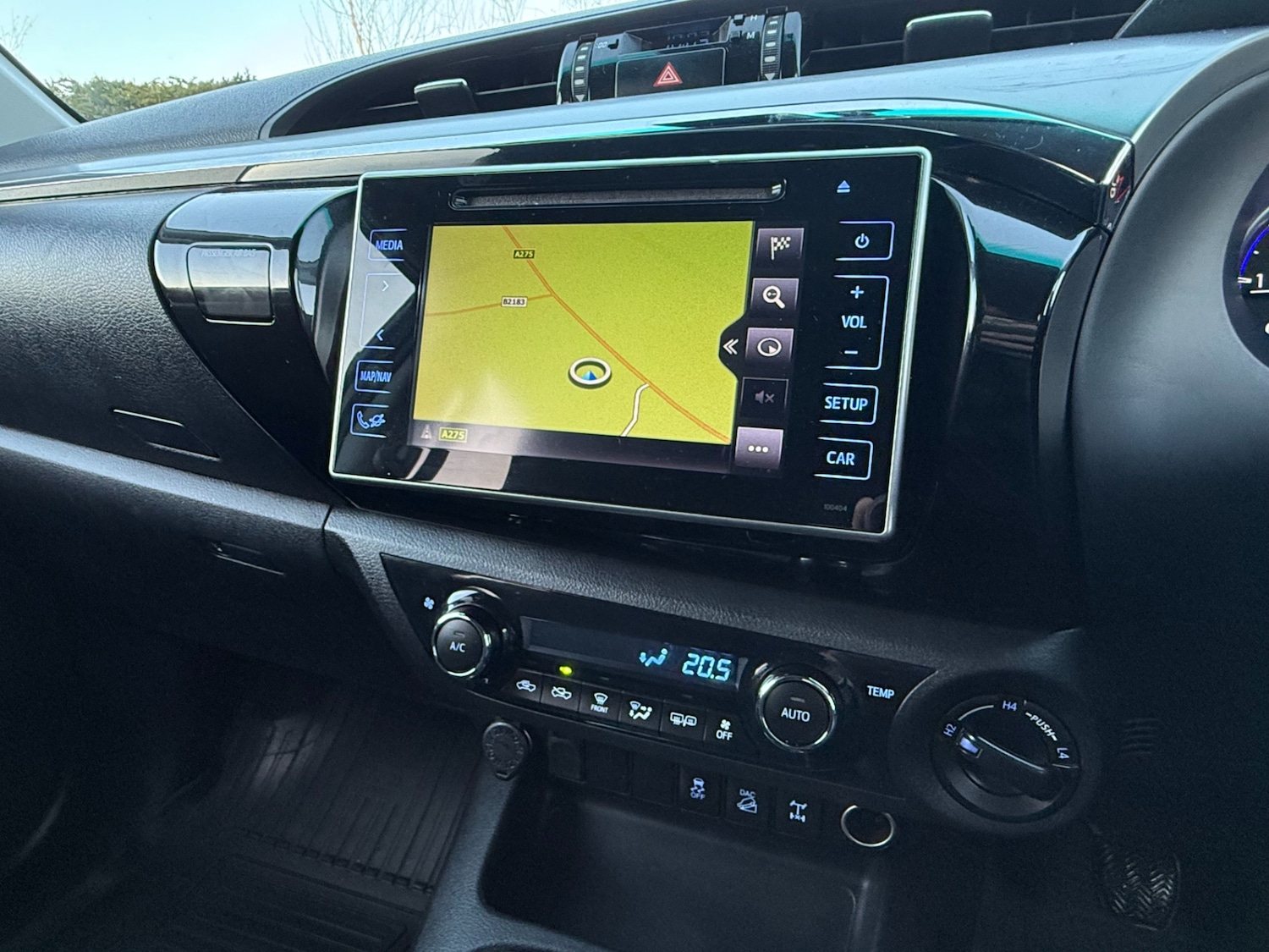 Used Toyota Hilux 2017 for sale - 76894508: Photo 10