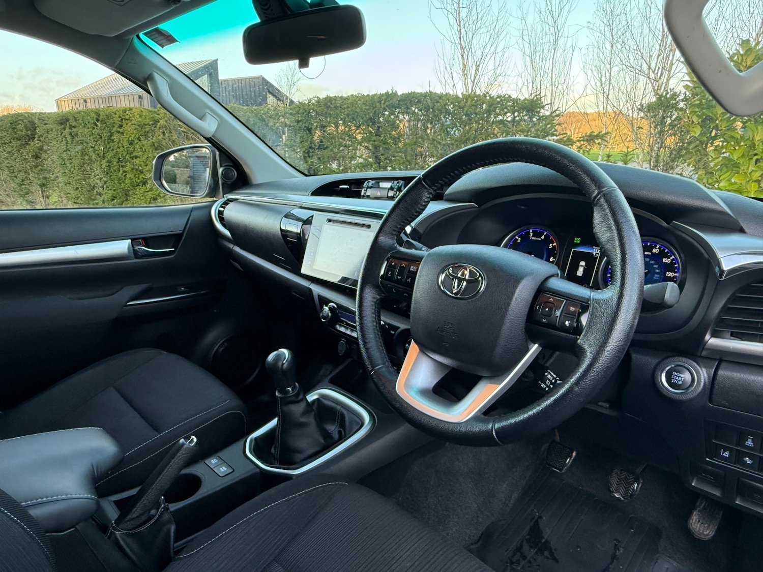 Used Toyota Hilux 2017 for sale - 76894508: Photo 5