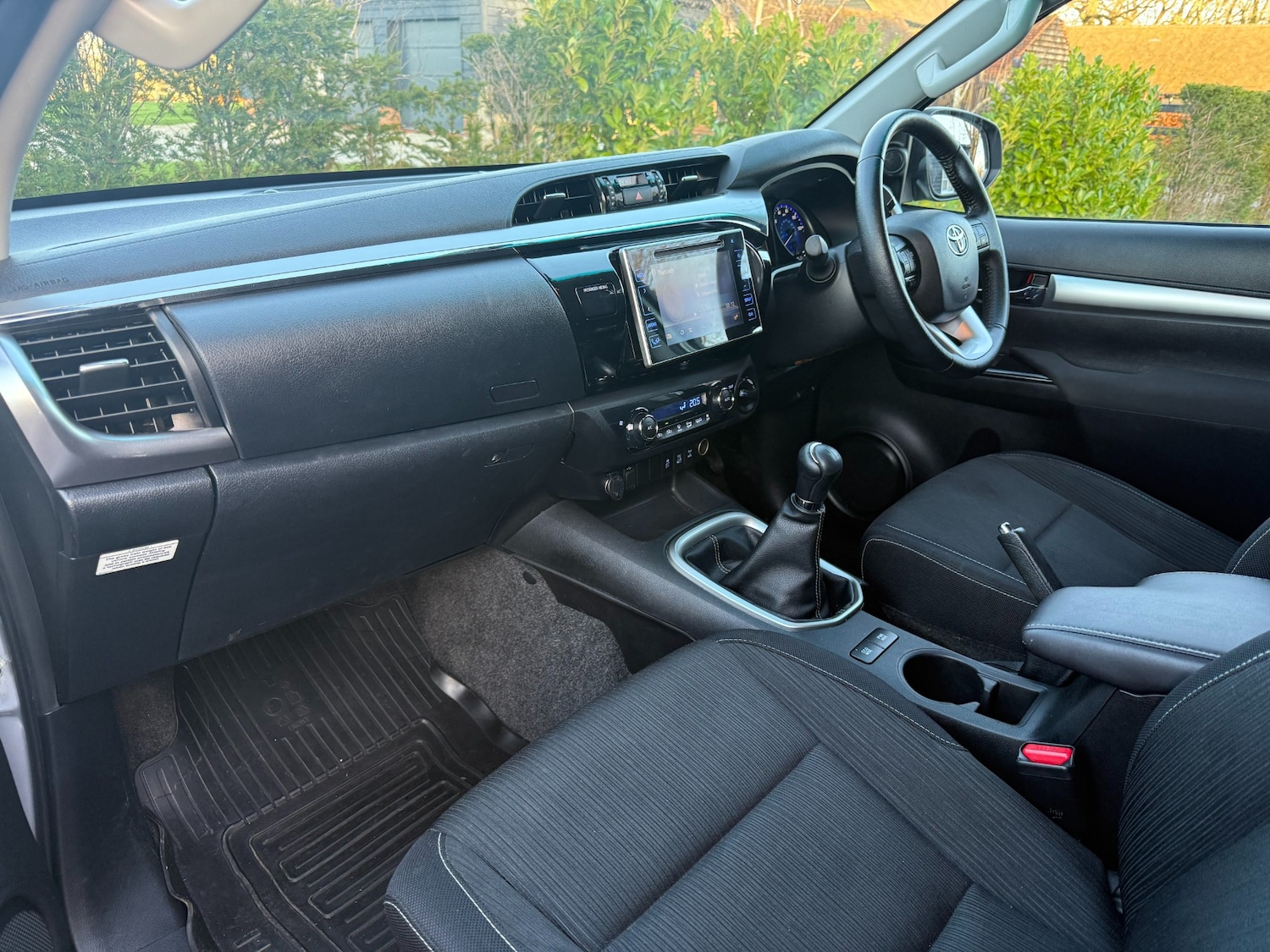 Used Toyota Hilux 2017 for sale - 76894508: Photo 7