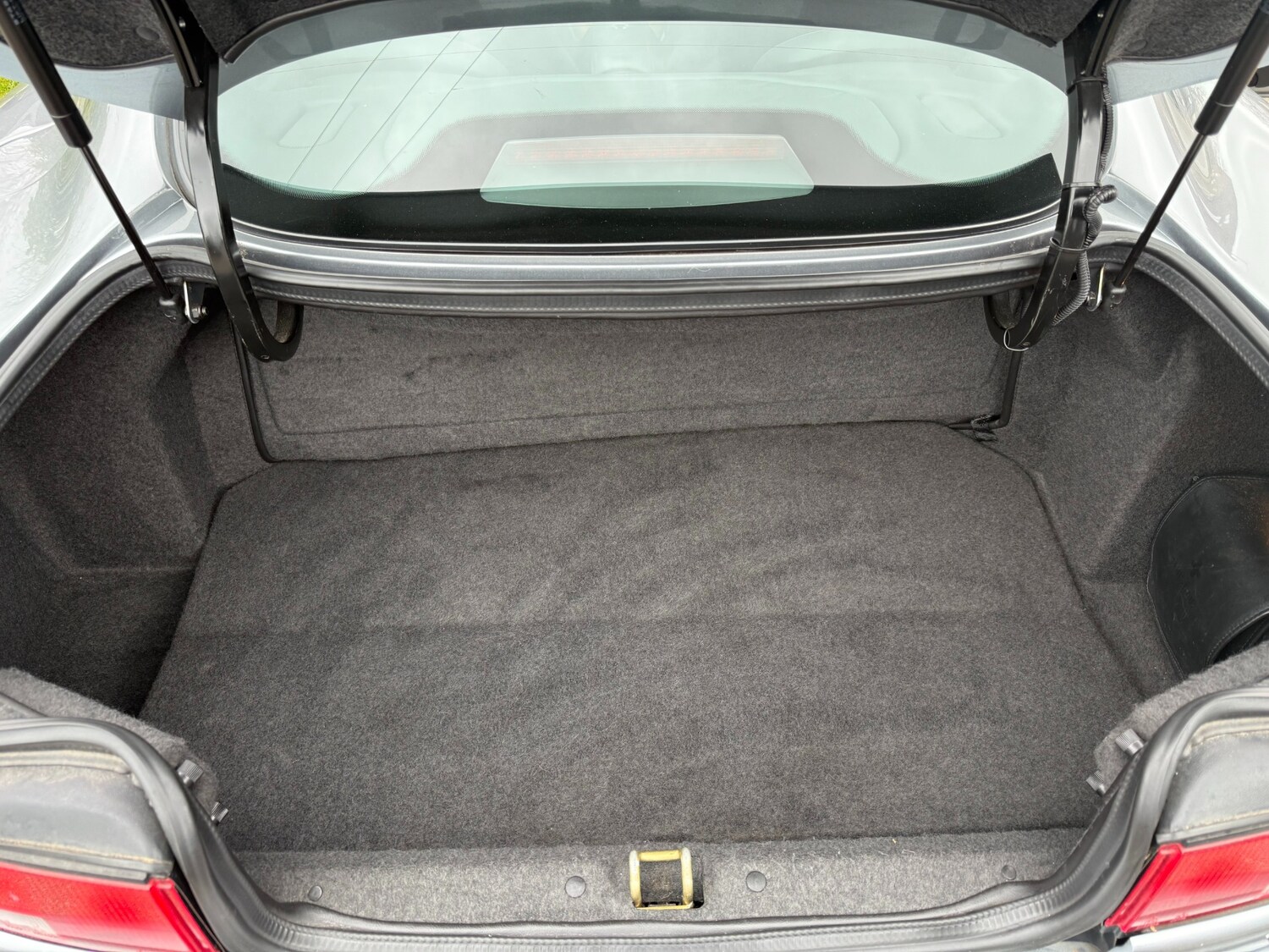 Used Aston Martin DB7 2003 for sale - 78010957: Photo 10